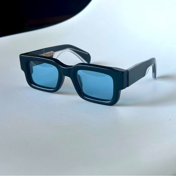 Luxury Polarized Fashion Sunglasses (Black Frame, Azul Lense) - Picture 3 of 5